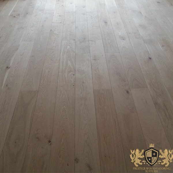 220mm Unfinished Solid Oak Extra-Wide Planks 20mm Thickness